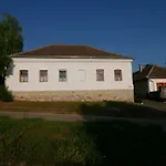Uragya Vendeghaz Pensjonat